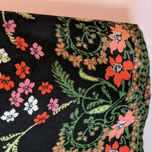 3/25$ The Moon romantic floral print dress size S - Picture 4 of 6